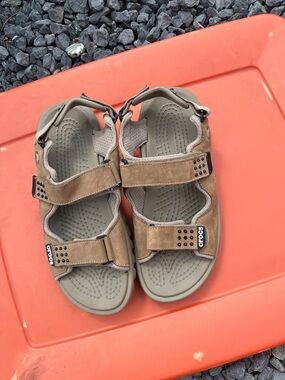 Crocs men's 11 - Velcro adjustable